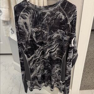 Magellan Outdoors Women's Marble Pattern Long Sleeve Tee